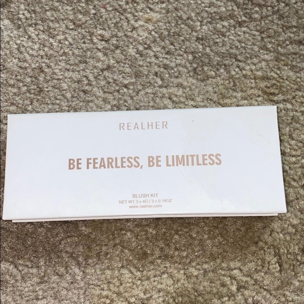 Realher Be Fearless, Be limitless Bush kit